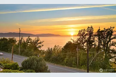 201 S State Street #B, Bellingham, WA 98225 - Photo 4