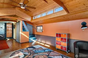 2401 N Northlake Way, Seattle, WA 98103 - Photo 10