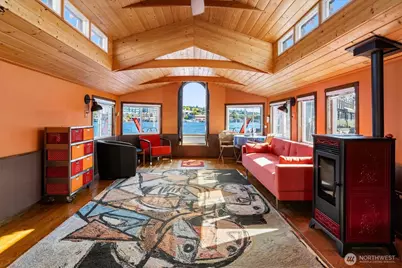 2401 N Northlake Way #L6, Seattle, WA 98103 - Photo 4