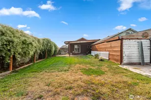 203 Fuller St, Wenatchee, WA 98801 - Photo 26