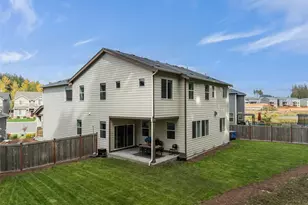 12926 Emerald Ridge Blvd E, Puyallup, WA 98374 - Photo 2