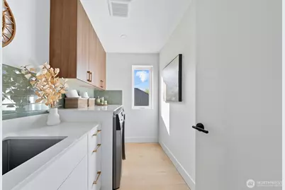 1111 NW 65th Street, Seattle, WA 98117 - Photo 20