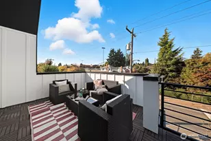 1111 NW 65th St, Seattle, WA 98117 - Photo 32