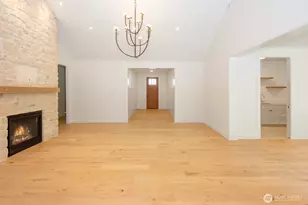 10208 174th Ave E, Bonney Lake, WA 98391 - Photo 4