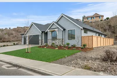 10208 174th Avenue E, Bonney Lake, WA 98391 - Photo 2