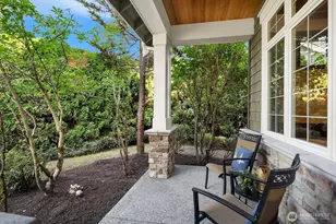 2098 211th Pl SE, Sammamish, WA 98075 - Photo 4