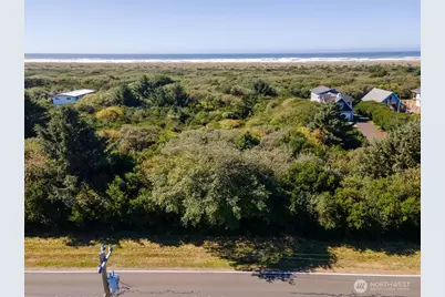 557 Ocean Shores Boulevard NW, Ocean Shores, WA 98569 - Photo 12