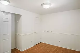 936 NE 207th Pl NE, Sammamish, WA 98074 - Photo 22