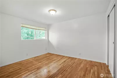 1060 149th Place SE, Bellevue, WA 98007 - Photo 10