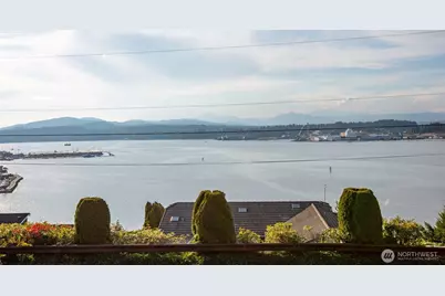 343 Farragut Avenue N, Port Orchard, WA 98366 - Photo 6