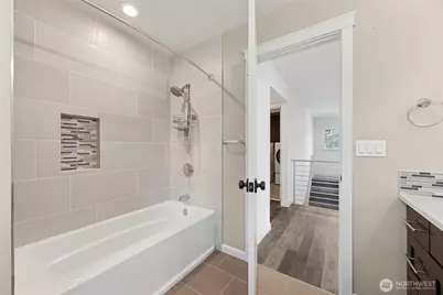 27037 NE 29th Place, Redmond, WA 98053 - Photo 24