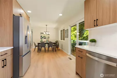 14624 NE 178th Street, Woodinville, WA 98072 - Photo 8