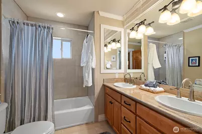 816 Walnut Street, Edmonds, WA 98020 - Photo 24