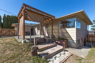 124 Fogarty Ave, Port Angeles, WA 98362 - Photo 10