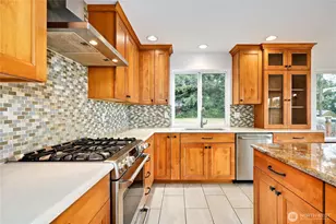 54 Ship View Ct, Port Ludlow, WA 98365 - Photo 4