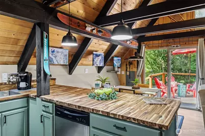 12214 757th Avenue NE, Skykomish, WA 98288 - Photo 8