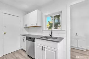 203 Grant St, Kelso, WA 98626 - Photo 10