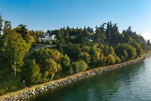 4002 Oakes Ave, Anacortes, WA 98221 - Photo 4