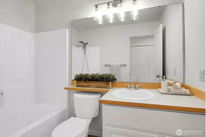 24241 SE 10th Place, Sammamish, WA 98075 - Photo 30