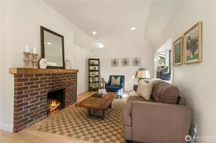 6031 McKinley Pl N, Seattle, WA 98103 - Photo 10