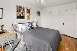 22 John St, Seattle, WA 98109 - Photo 14