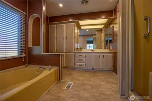 3611 I St NE, Auburn, WA 98002 - Photo 22