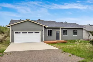 30410 H St, Ocean Park, WA 98640 - Photo 1