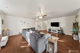 10527 192nd St Ct E, Graham, WA 98338 - Photo 6