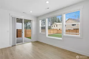 20433 Mystic Pl E, Bonney Lake, WA 98391 - Photo 4