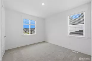 20433 Mystic Pl E, Bonney Lake, WA 98391 - Photo 12