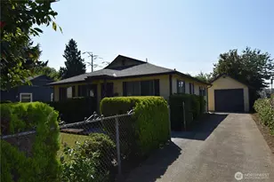 601 Shattuck Ave S, Renton, WA 98057 - Photo 2