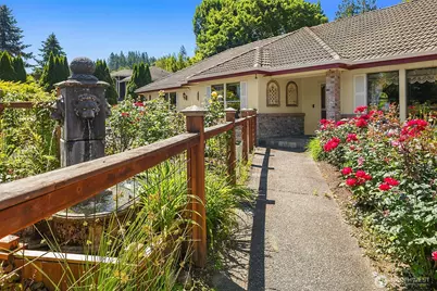 20625 SE 135th Street, Issaquah, WA 98027 - Photo 2
