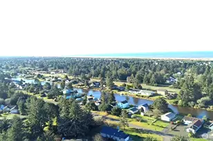 337 Mt Olympus Ave SE, Ocean Shores, WA 98569 - Photo 40
