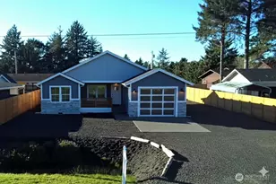 337 Mt Olympus Ave SE, Ocean Shores, WA 98569 - Photo 38