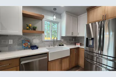 337 Mount Olympus Avenue SE, Ocean Shores, WA 98569 - Photo 6