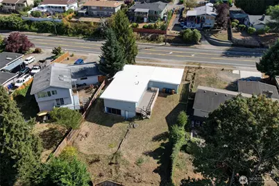 1730 N Narrows Drive, Tacoma, WA 98406 - Photo 34