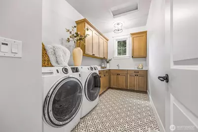 5207 Isola Place NW, Issaquah, WA 98027 - Photo 26