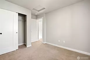 4910 S Willow St, Seattle, WA 98118 - Photo 18