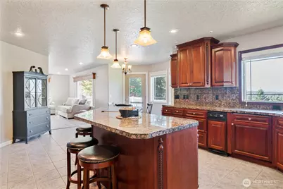 409 Cunningham Road, Kelso, WA 98626 - Photo 10