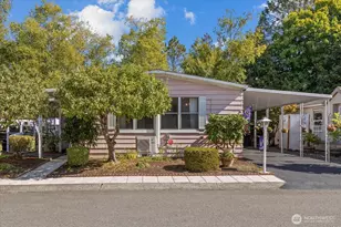815 124th St SW, Everett, WA 98204 - Photo 2