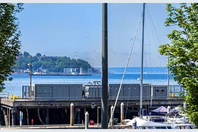 2000 Alaskan Way #255, Seattle, WA 98121 - Photo 4