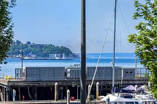 2000 Alaskan Wy, Seattle, WA 98121 - Photo 4