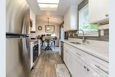 16518 16th Avenue Ct E, Spanaway, WA 98387 - Photo 12