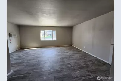 1070 S 4th Avenue, Othello, WA 99344 - Photo 12