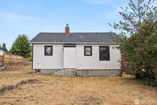 3723 W D St, Bremerton, WA 98312 - Photo 14
