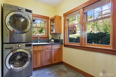 1405 NE East Bay Drive NE, Olympia, WA 98506 - Photo 14