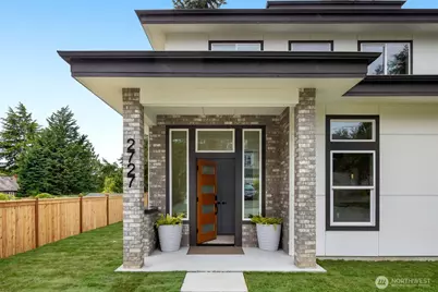 2727 50th Avenue SW, Seattle, WA 98116 - Photo 2