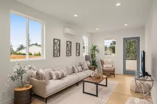 2727 50th Ave SW, Seattle, WA 98116 - Photo 18