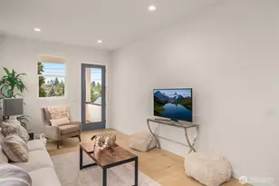 2727 50th Ave SW, Seattle, WA 98116 - Photo 20