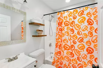 807 S 74th Street, Tacoma, WA 98408 - Photo 14